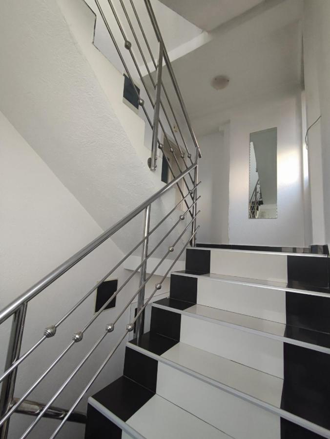 אוהריד Gogo Apartments מראה חיצוני תמונה