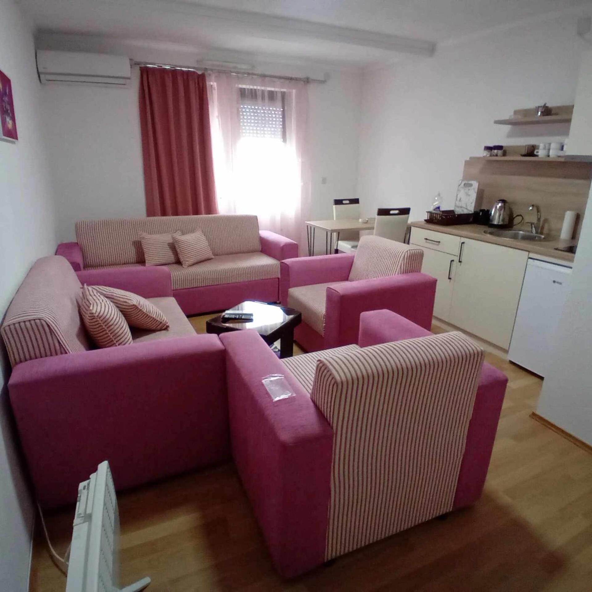 אוהריד Gogo Apartments חדר תמונה